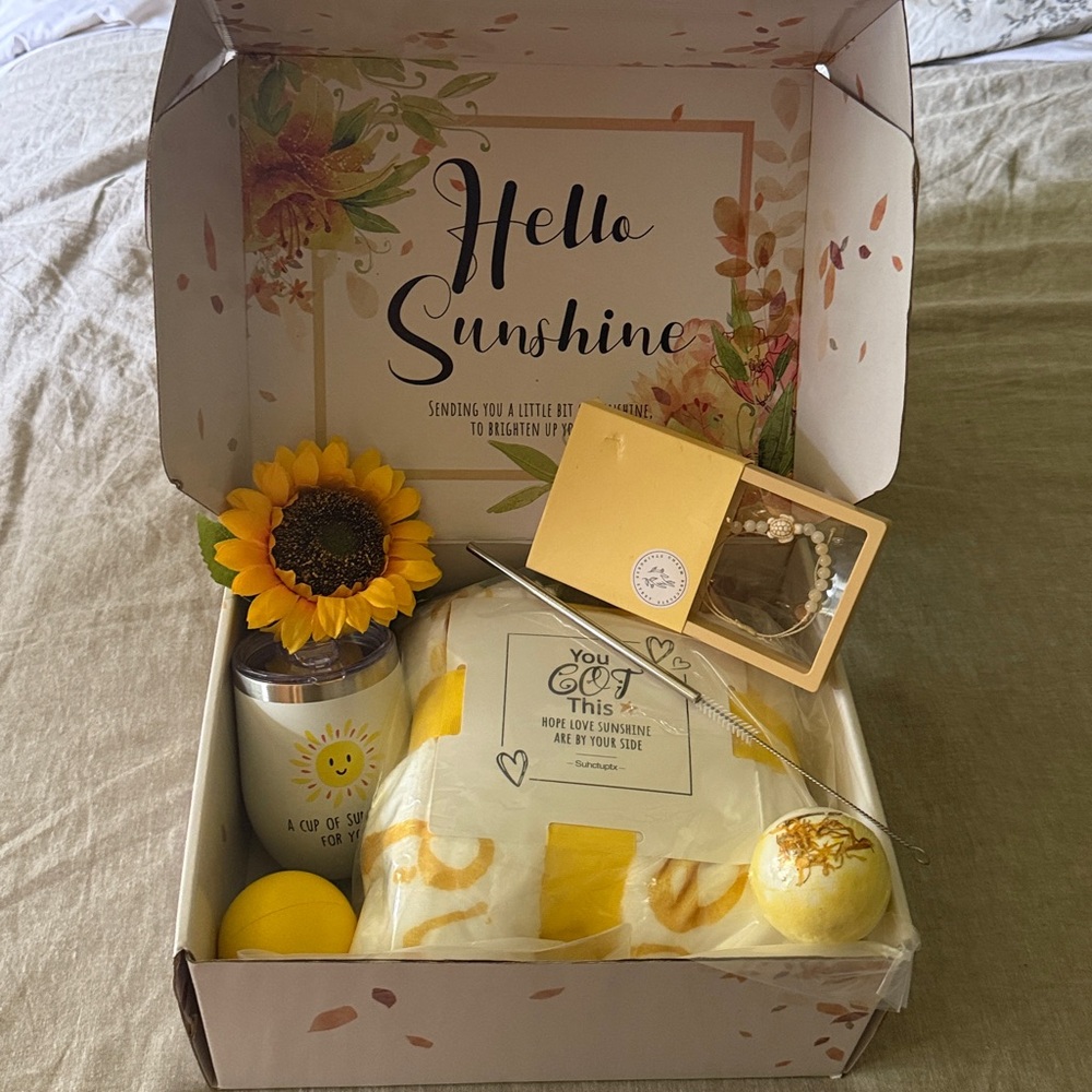 Hello Sunshine Box